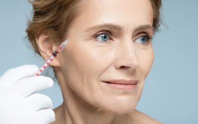 Choisir entre injection d&rsquo;acide hyaluronique ou de Botox